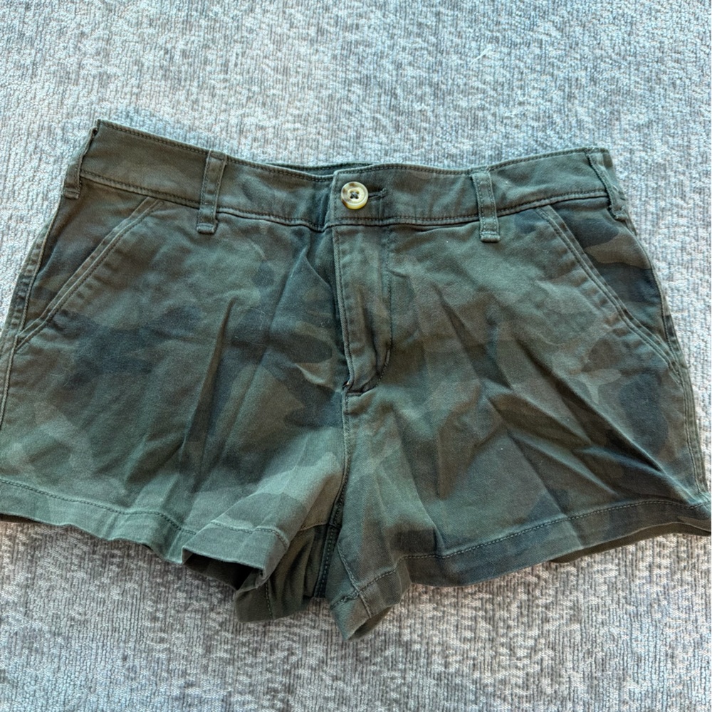 Abercrombie & Fitch Olive Camo Utility Shorts